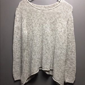 Pull over sweater